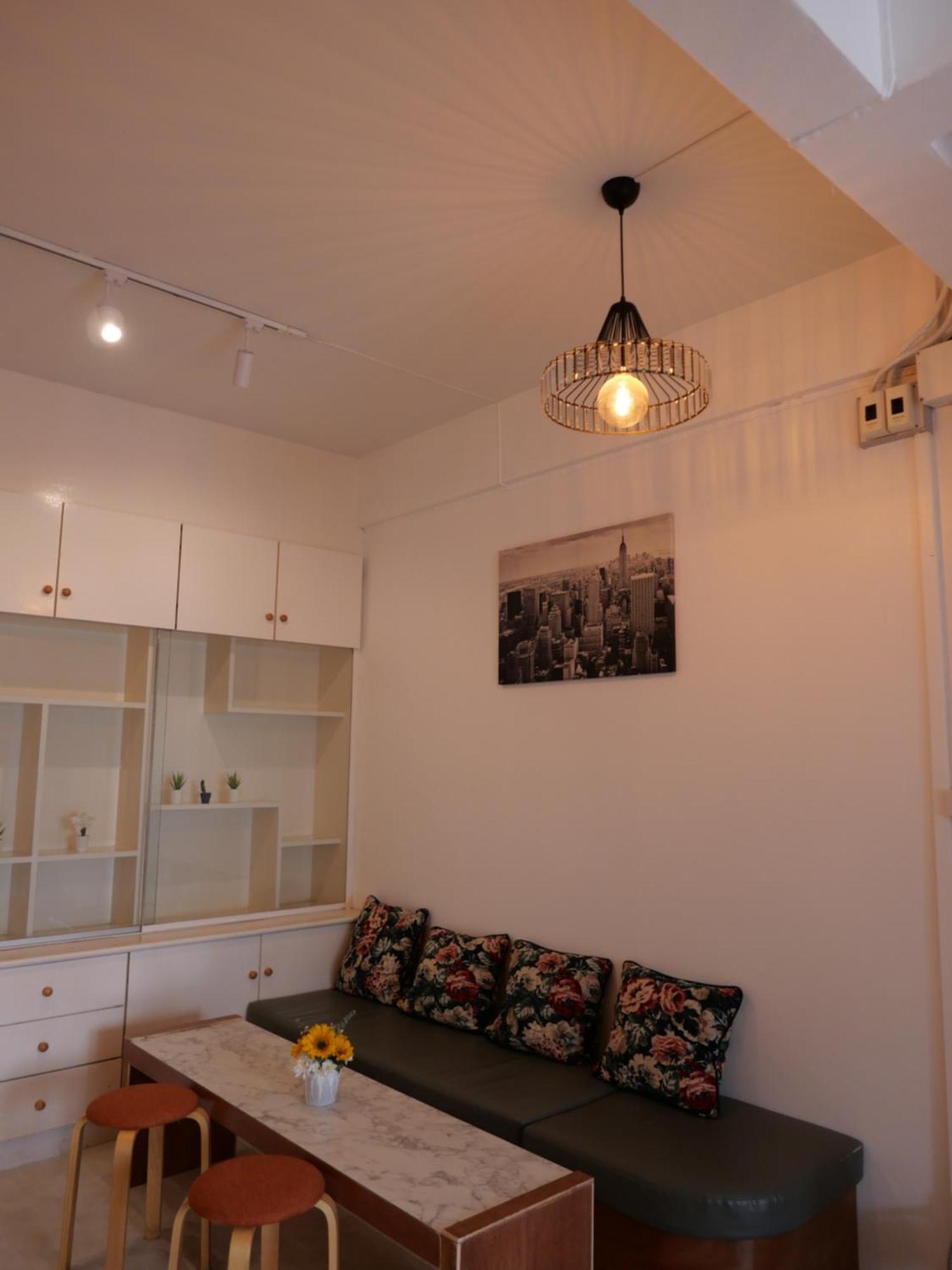 Films House Hostel Bangsaen Buitenkant foto